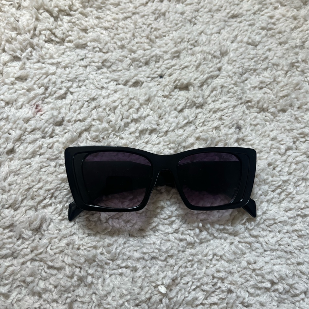 Prada 08YS Sunglasses
